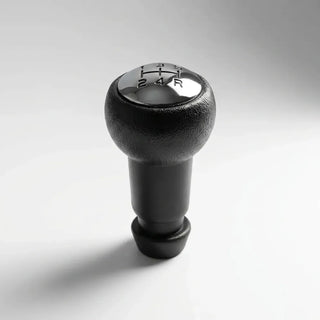 Pommeau de vitesse Partner 2 noir, vue inclinée sur fond blanc